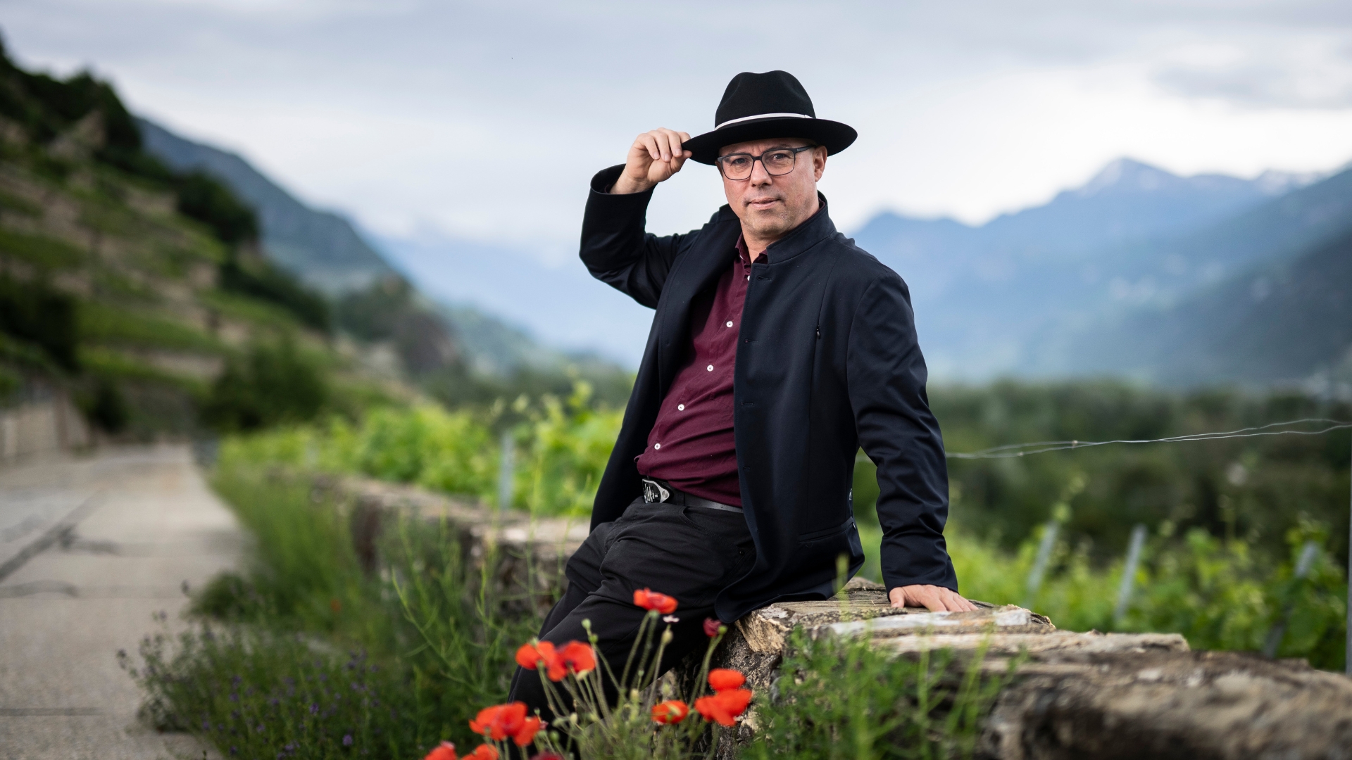 José Vouillamoz sort un livre sur les cépages français et organise des événements en l'honneur de la Syrah valaisanne (photo Louis Dasselborne) José Vouillamoz sort un livre sur les cépages français et organise des événements en l'honneur de la Syrah valaisanne (photo Louis Dasselborne)