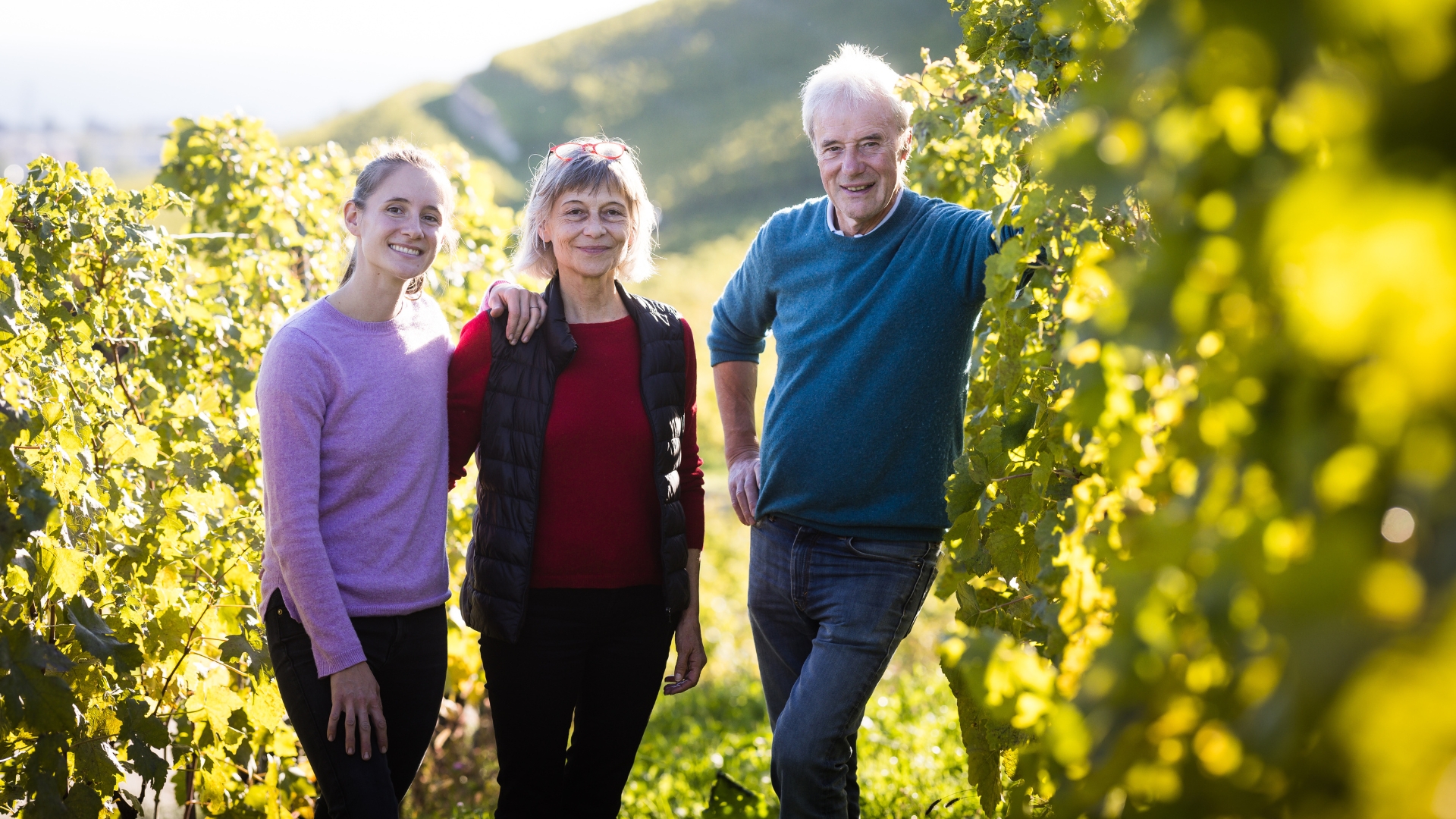 Raymond Paccot (ici avec sa fille Laura et sa femme Violaine) est l'un des illustres membres suisses de l'AIV (photo Marc Ducrest)